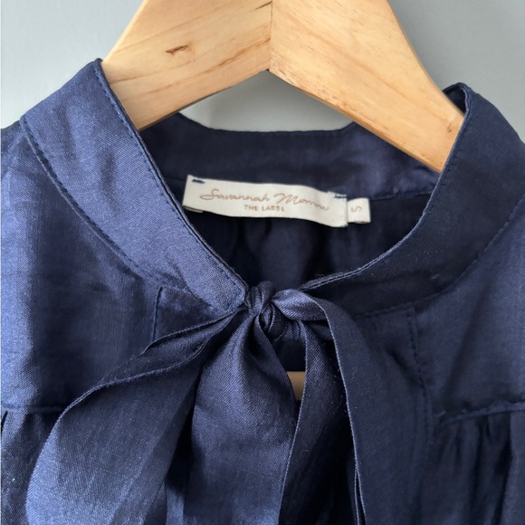 NWOT Savannah Morrow Leo Blouse in Navy - Picture 4 of 6